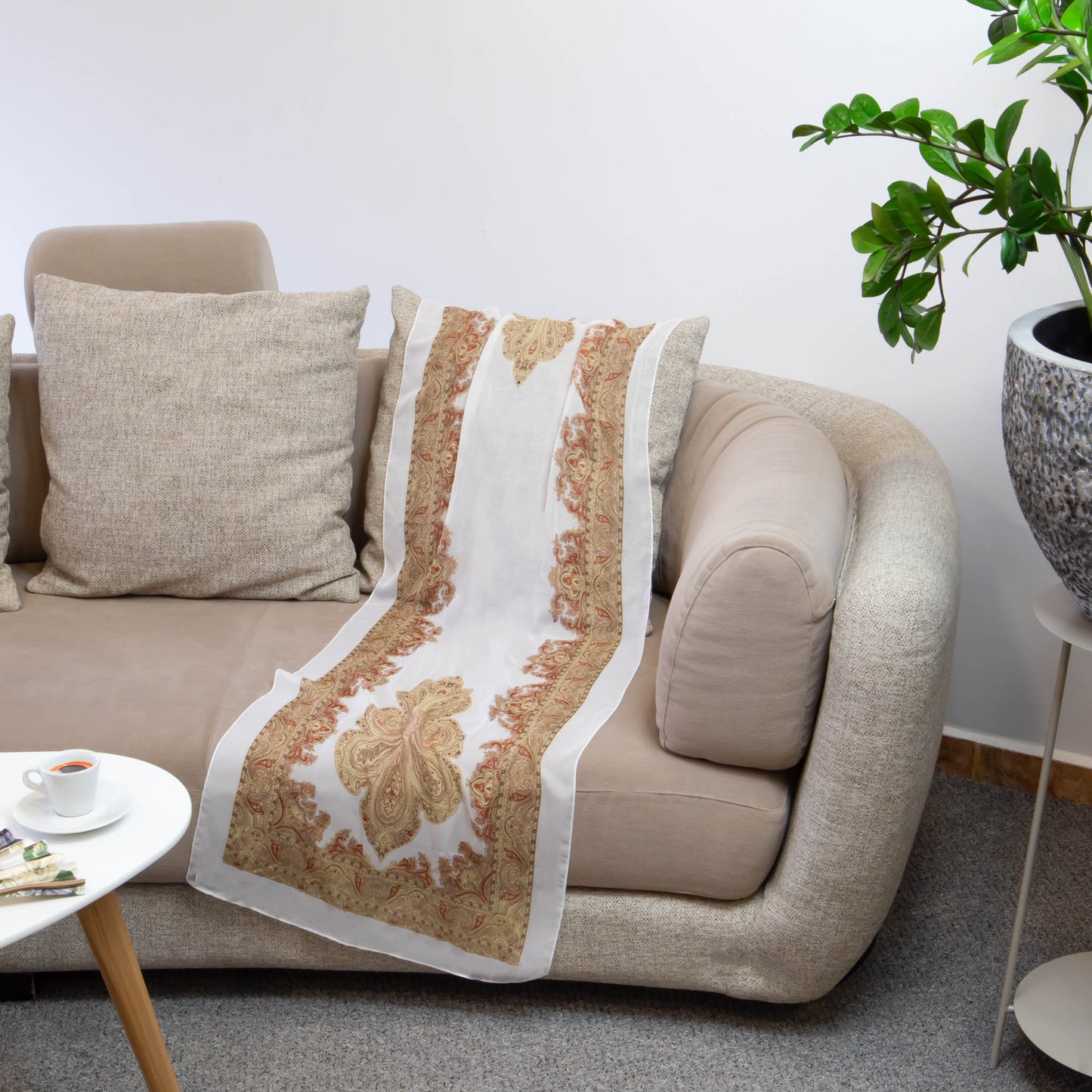 Eșarfă fină cu efect de mătase, imprimeu cu forme orientale, 160 x 50 cm - Natur