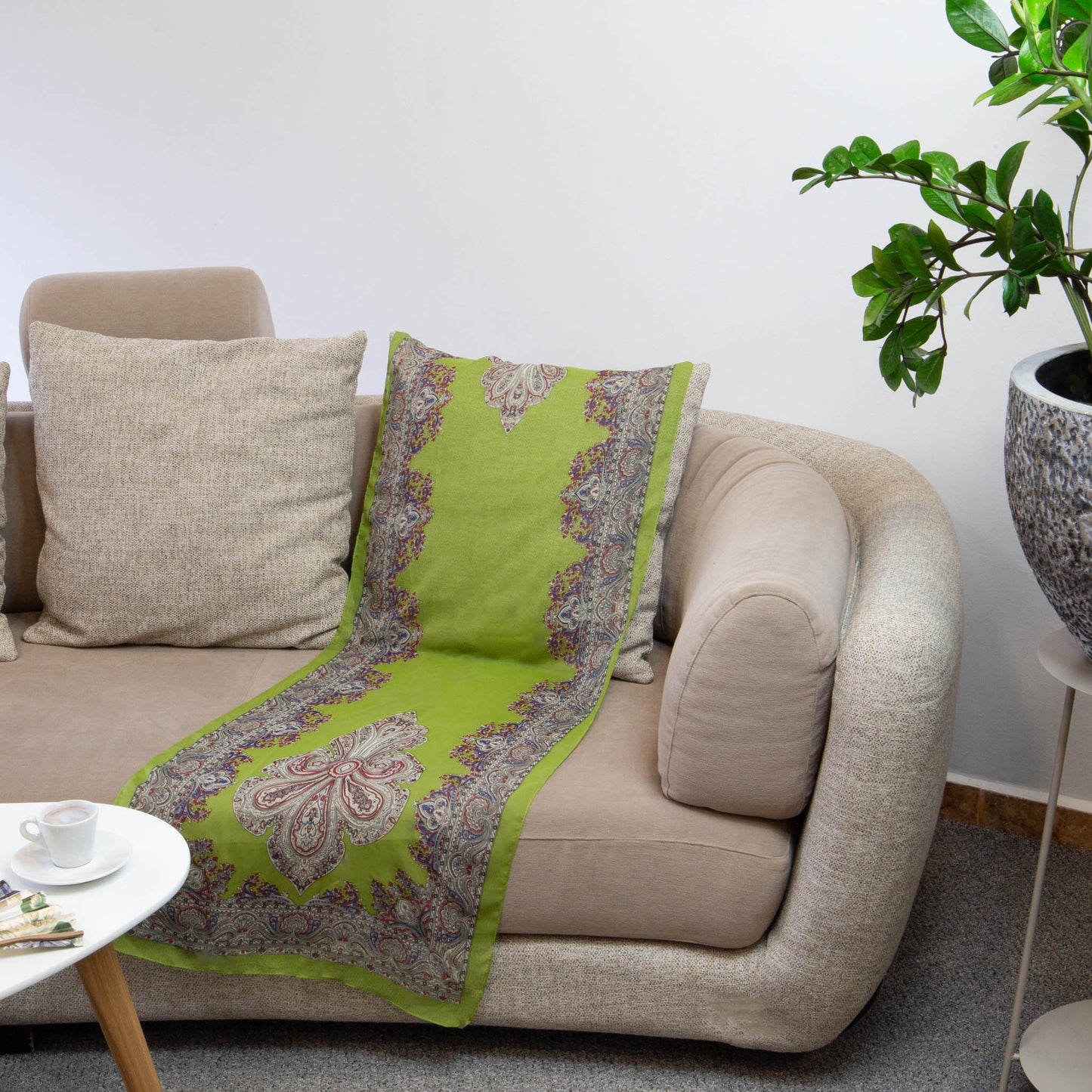 Eșarfă fină cu efect de mătase, imprimeu cu forme orientale, 160 x 50 cm - Verde