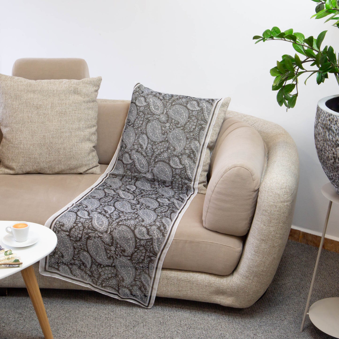 Eșarfă fină cu efect de mătase, imprimeu paisley floral, 160 x 50 cm - Negru Gri