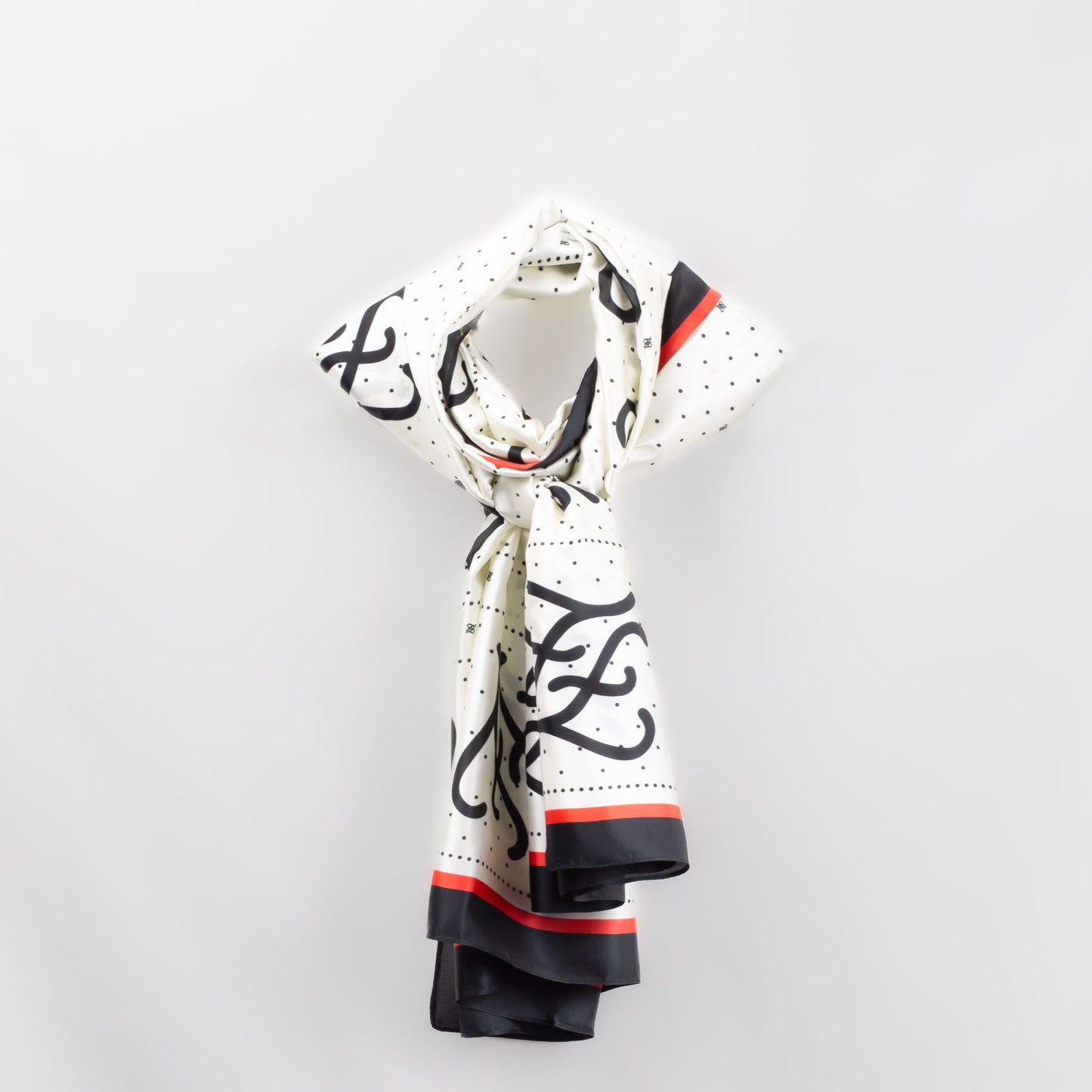 Eșarfă fină și deosebită din satin cu buline și semne abstracte, 180 x 85 cm - Crem