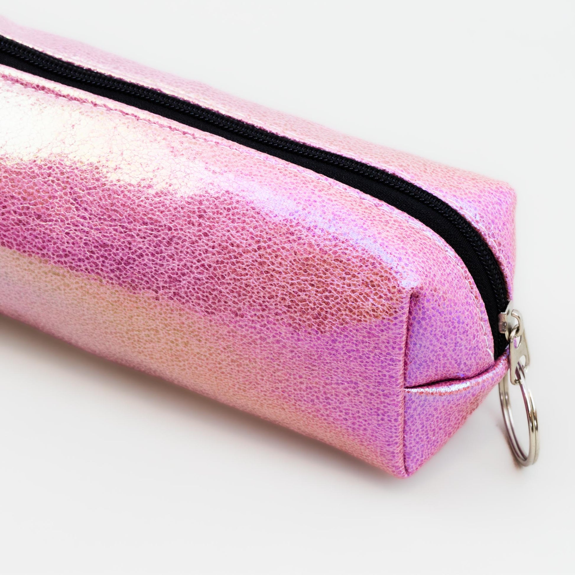 Geantă cosmetice mică cu textură lucioasă - Roz
