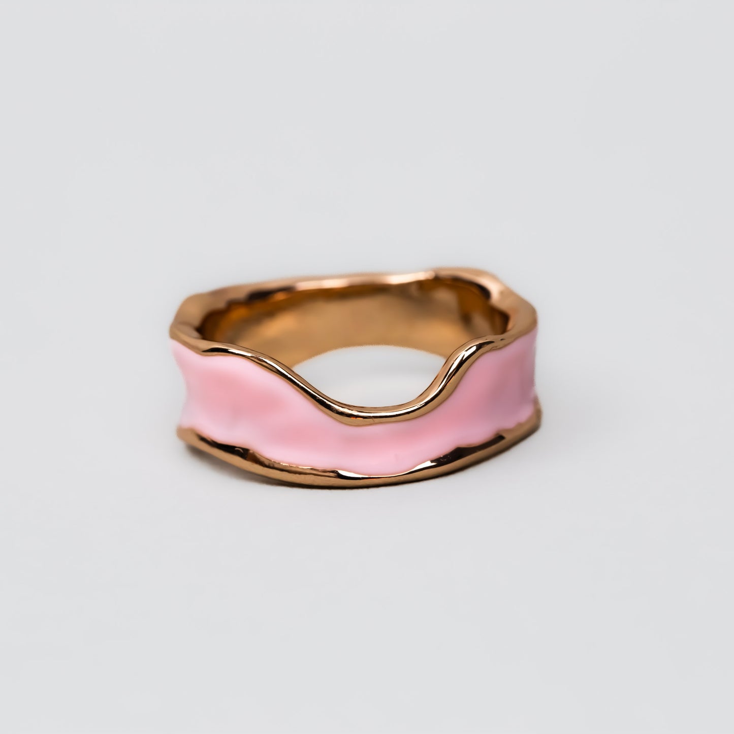 Inel auriu cu formă abstractă și accent color - Roz