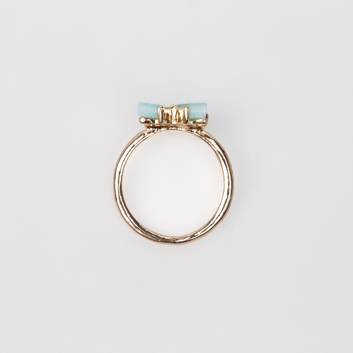 Inel auriu cu pietre sidefate în formă de fluture - Albastru