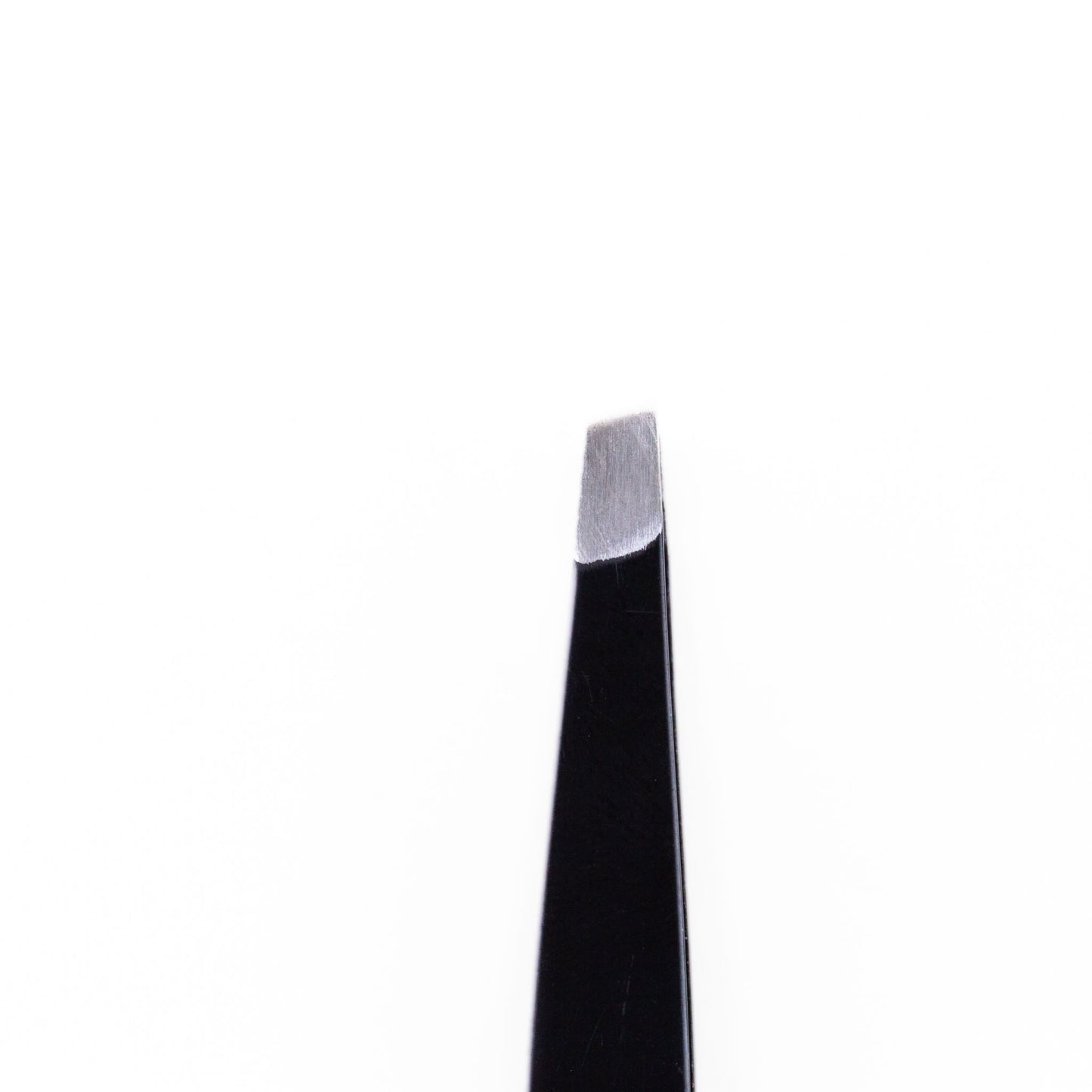 Pensetă pentru sprâncene, 9,5 cm - Negru