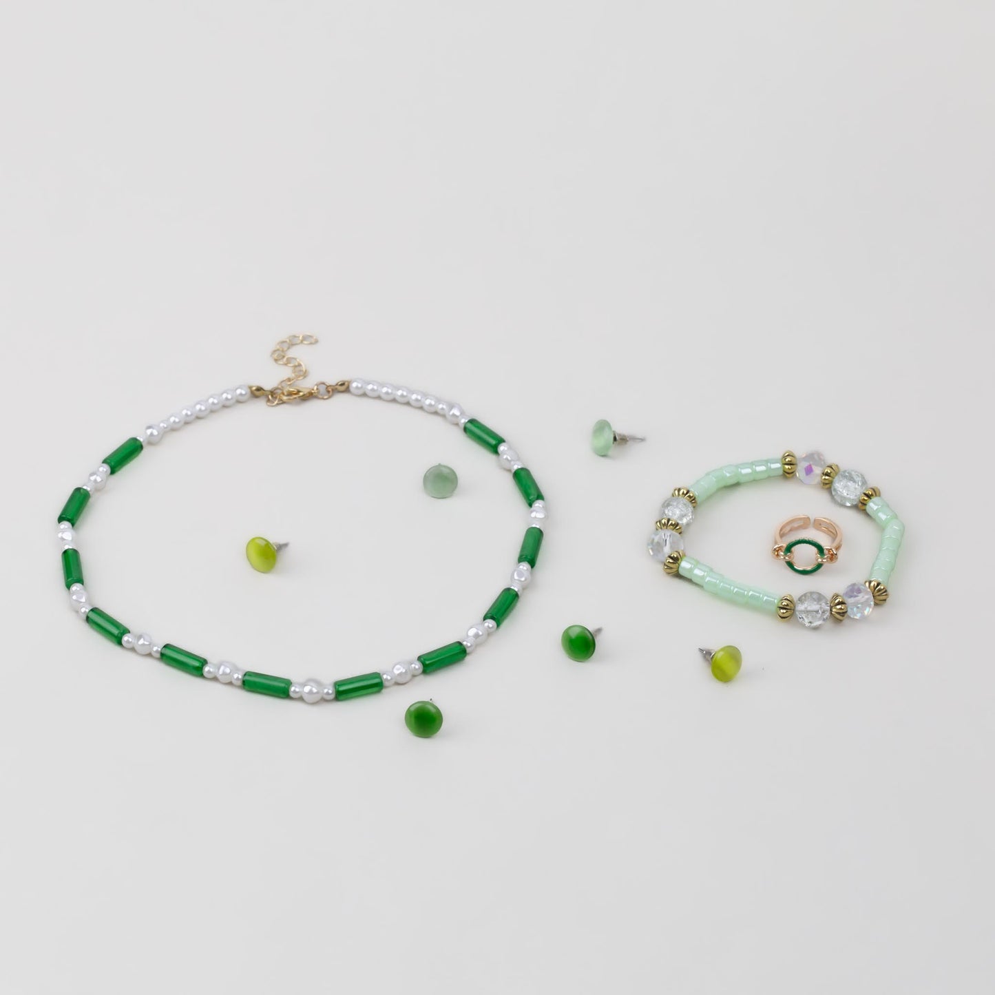 Set cadou cercei, brățară, colier, inel - Verde Fresh
