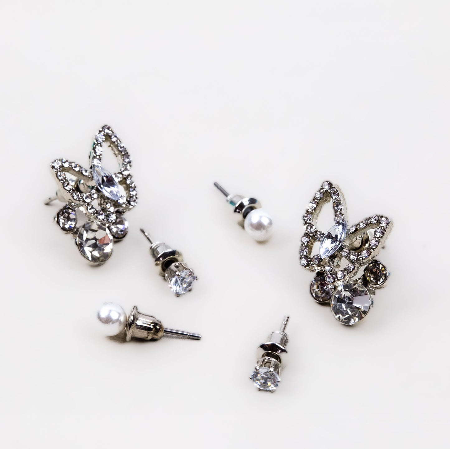 Set cercei cu fluture și pietre strălucitoare, 3 perechi - Argintiu