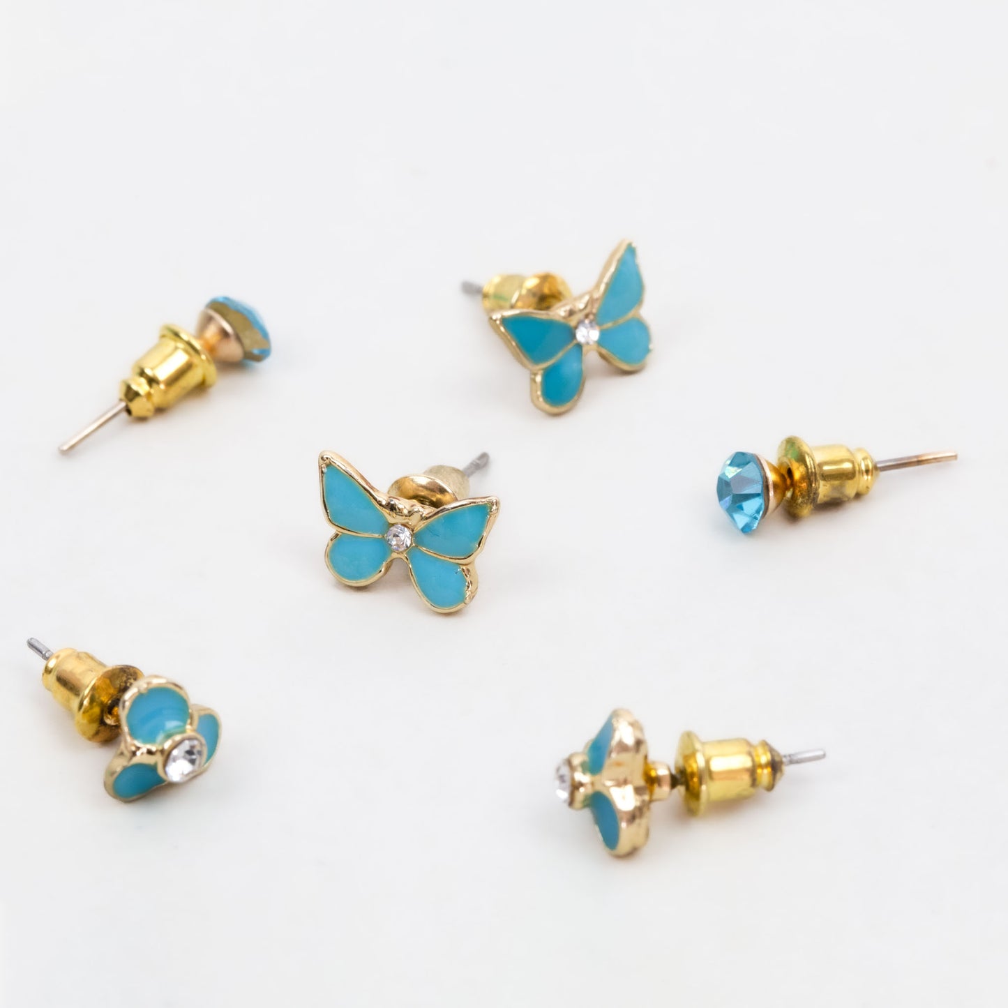 Set cercei mici cu formă de fluture și pietre, 3 perechi - Albastru