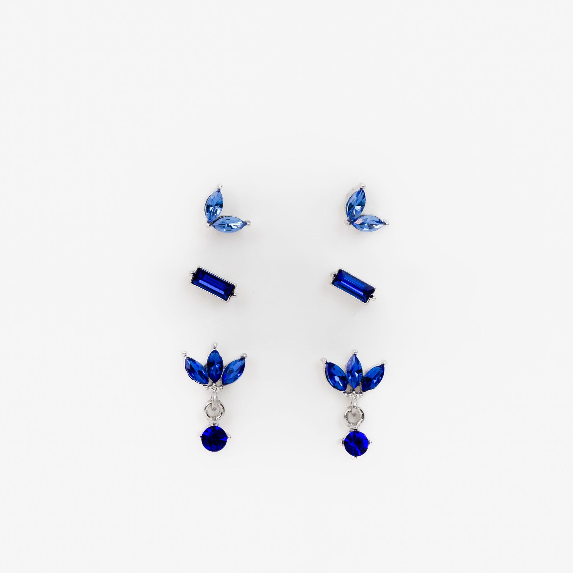 Set cercei mici cu forme de amuletă și pietre, 3 perechi - Albastru