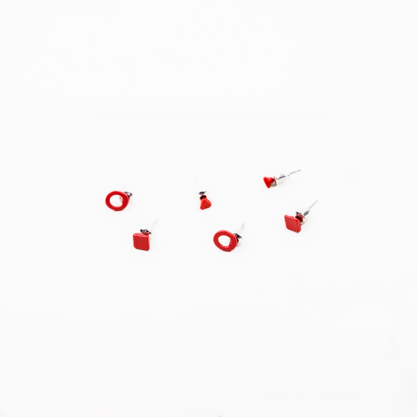 Set cercei mici cu forme geometrice, 3 perechi - Roșu