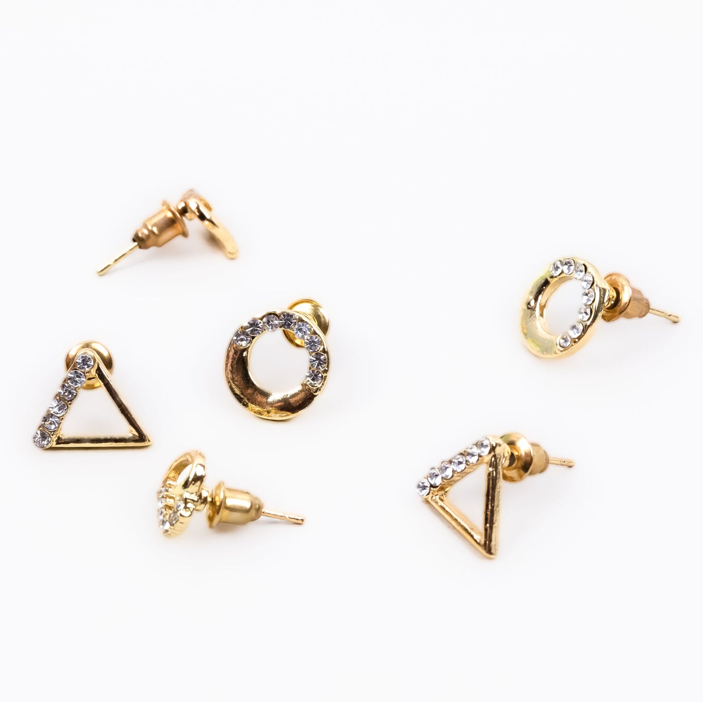 Set cercei mici cu forme geometrice și ștrasuri, 3 perechi - Auriu