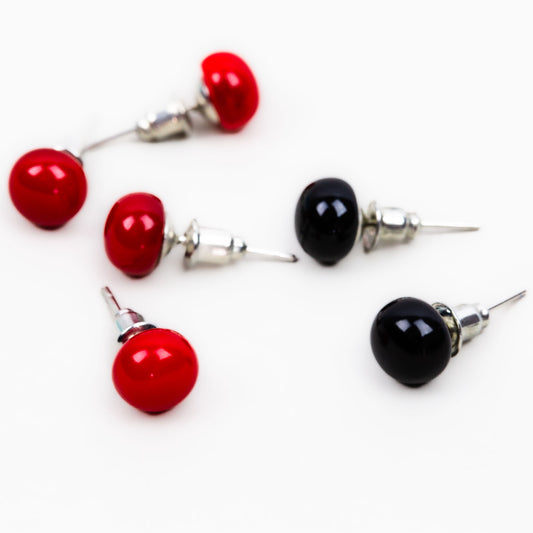 Set cercei mici cu perle colorate în nuanțe, 3 perechi - Roșu Mix