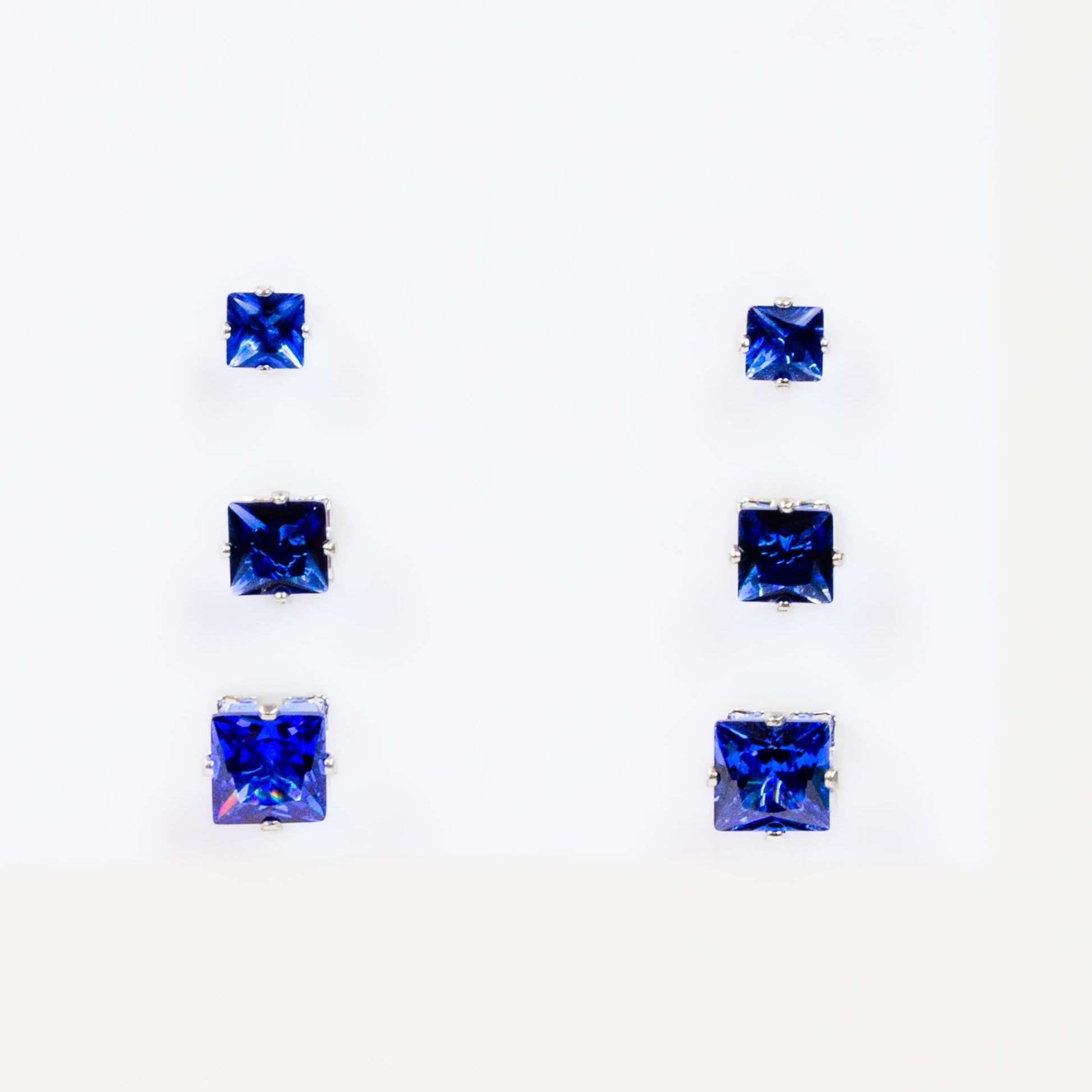 Set cercei mici cu pietre pătrate, 3 perechi - Albastru