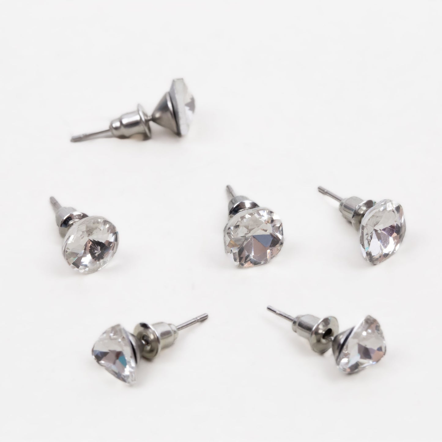 Set cercei mici cu pietre și forme geometrice, 3 perechi - Argintiu