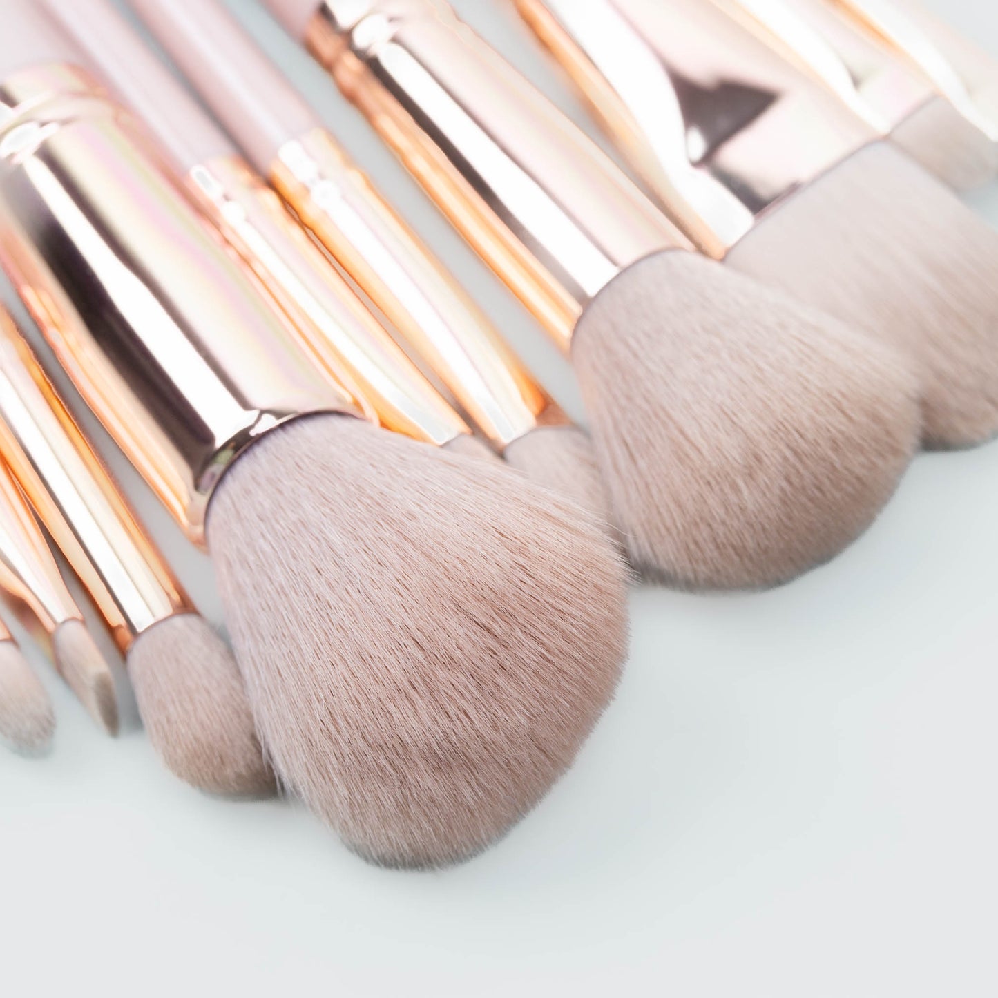 Set pensule pentru machiaj cu 11 piese - Rose Gold, Roz Pudrat