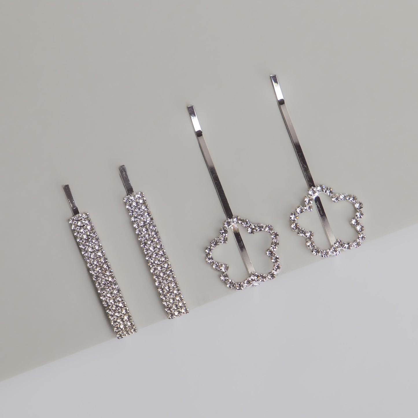Agrafe de păr rafinate blooming glam cu ștrasuri, set 4 - Argintiu