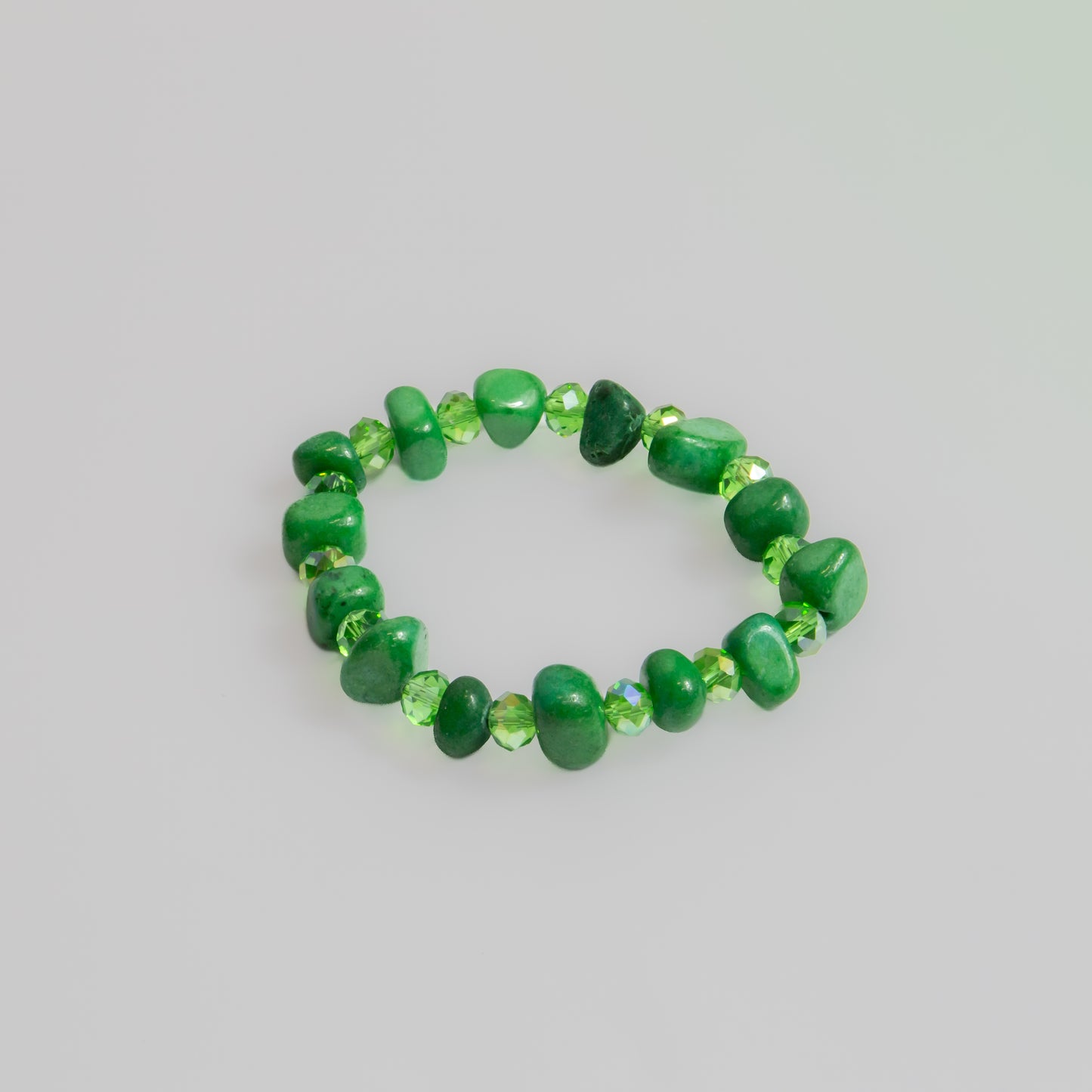 Brățară elastică cu mărgele marmorate și pietre GemFusion - Verde