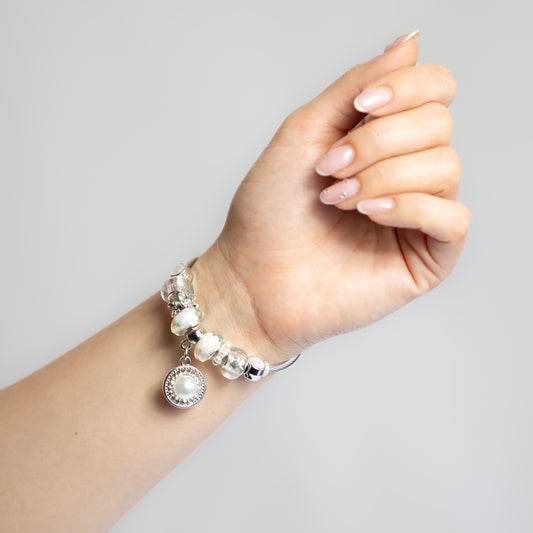 Brățară reglabilă snow pearl cu charm-uri și perle - Argintiu, Alb