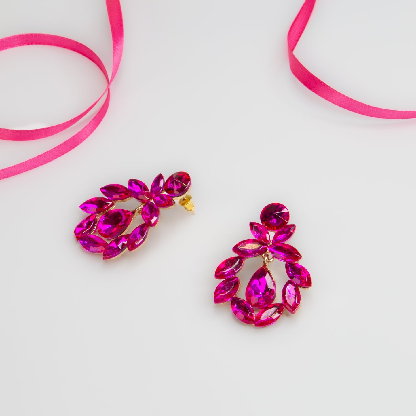 Cercei eleganți cu pietre strălucitoare, Coroana Imperială - Magenta