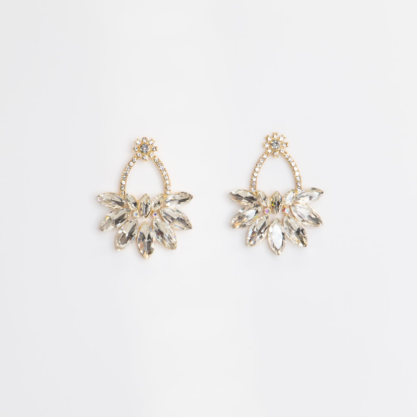 Cercei eleganți cu pietre strălucitoare, Destin Imperial - Strălucitor