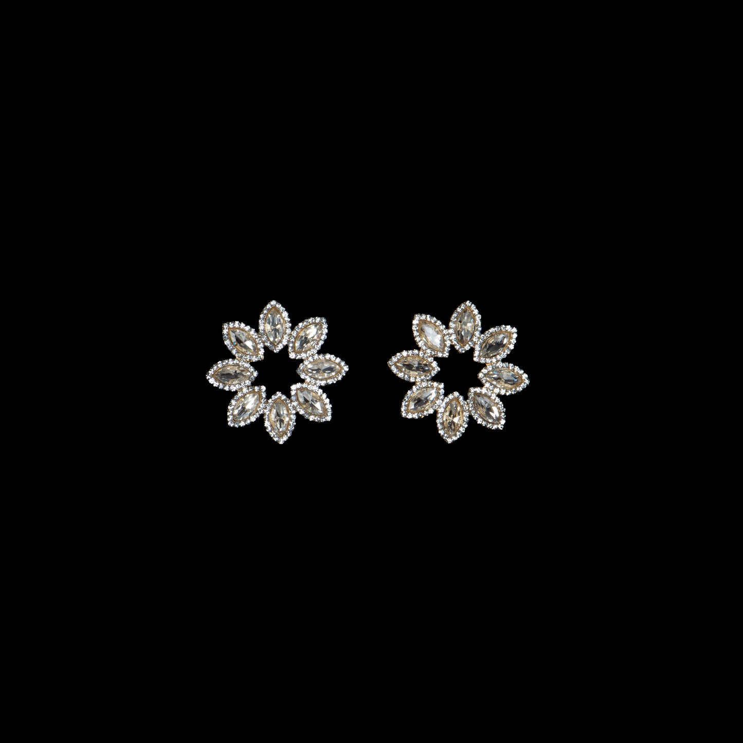 Cercei eleganți cu ștrasuri si pietre, Crystal Flower - Argintiu