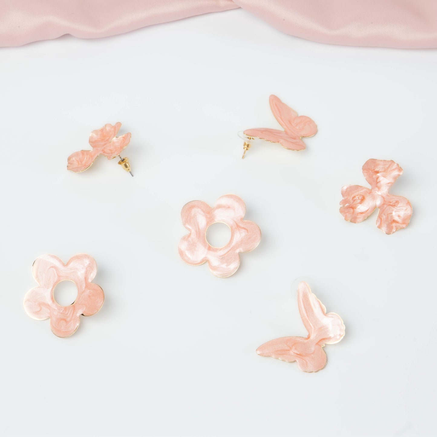 Cercei glossy flori și fluturi, set 3 - Roz Pudrat