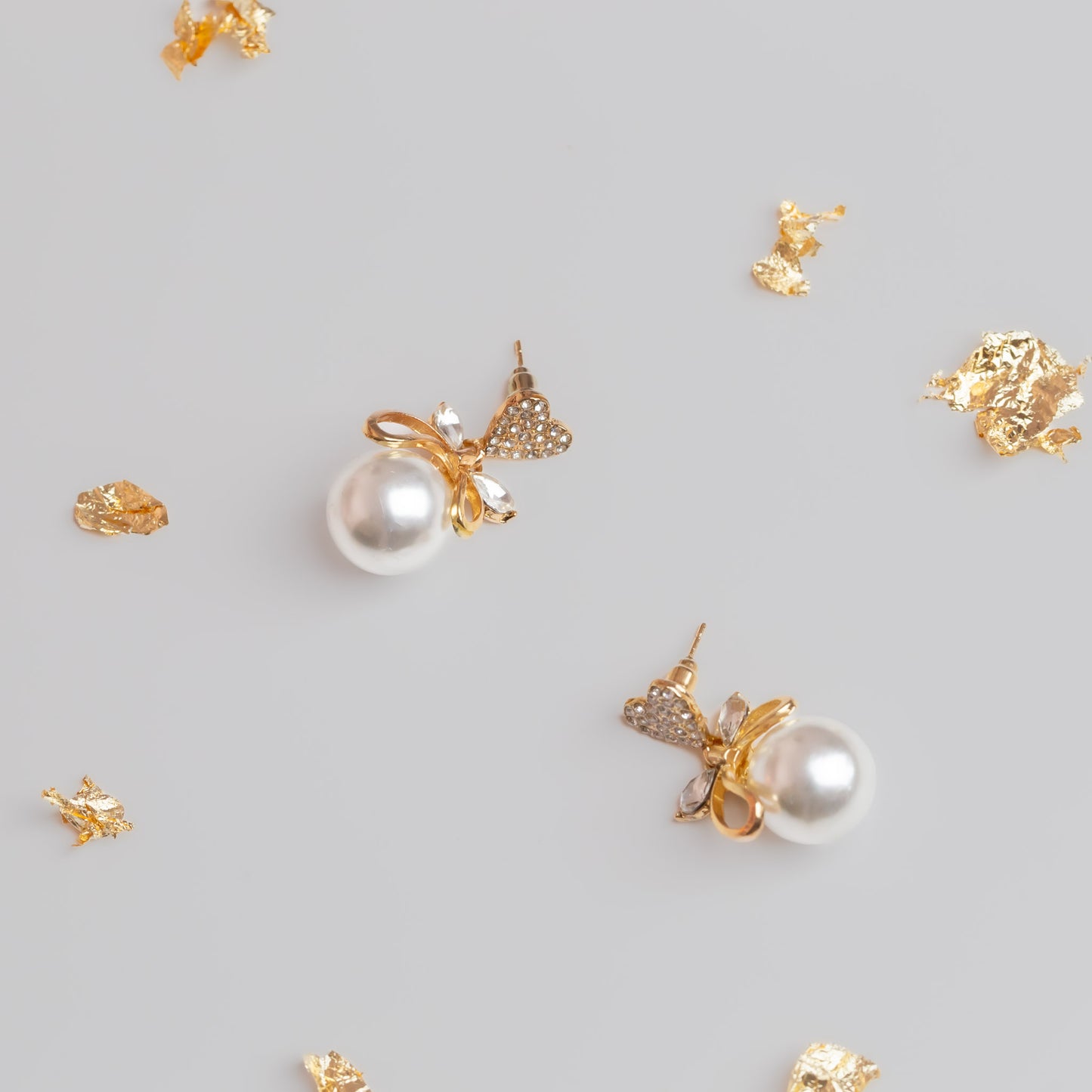 Cercei lovely princess cu inimă, fundiță și pietre - Auriu