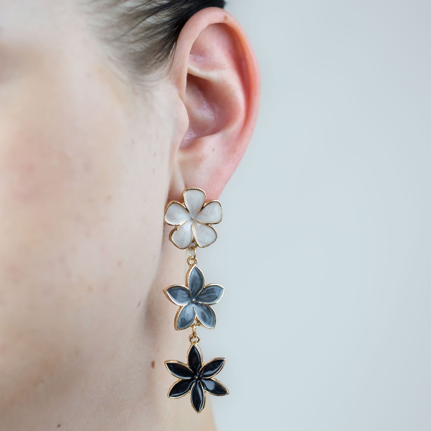 Cercei lungi cu flori delicioase și textură glossy - Serious B*Tch Mix