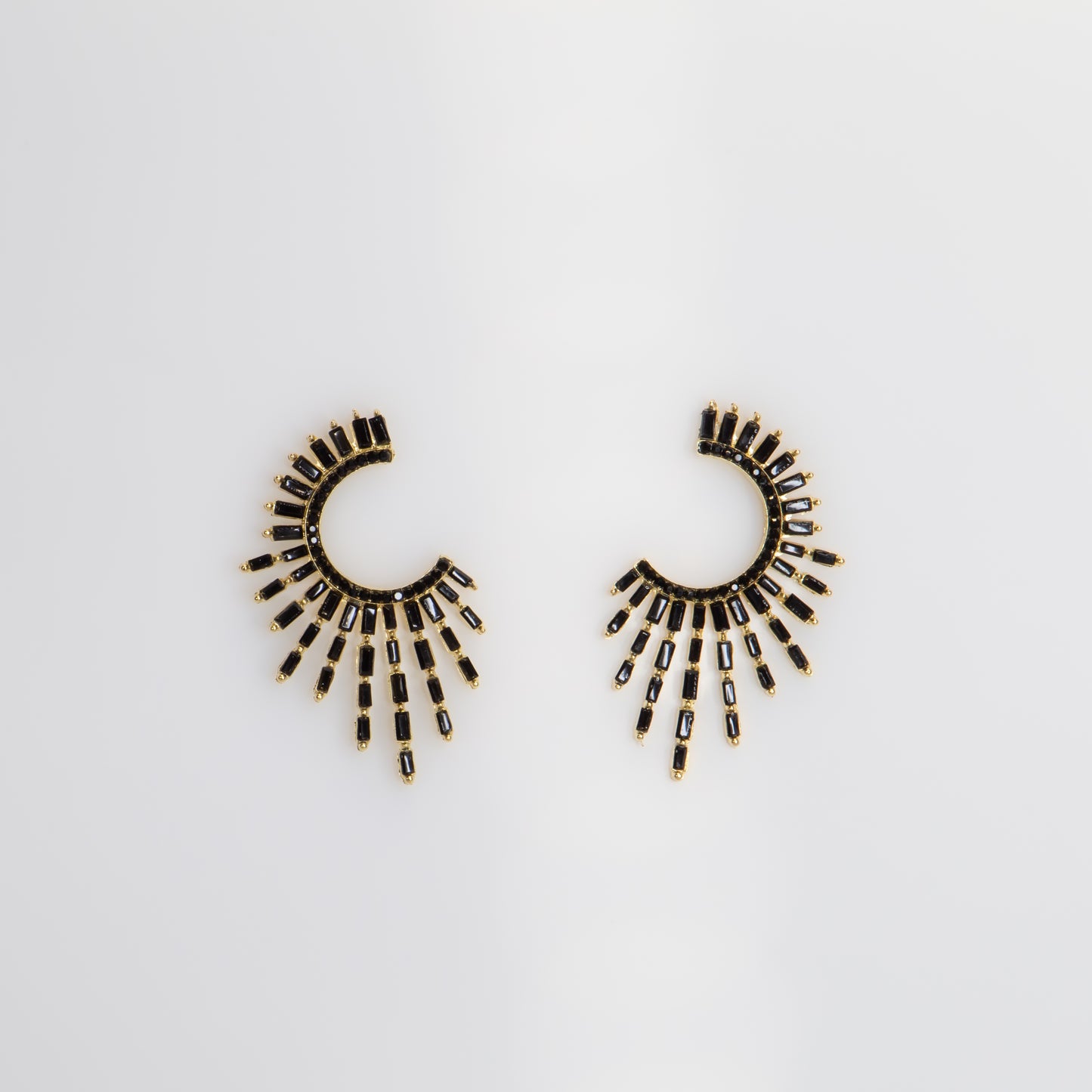 Cercei mari eleganți cu pietre rafinate, Solaris - Negru