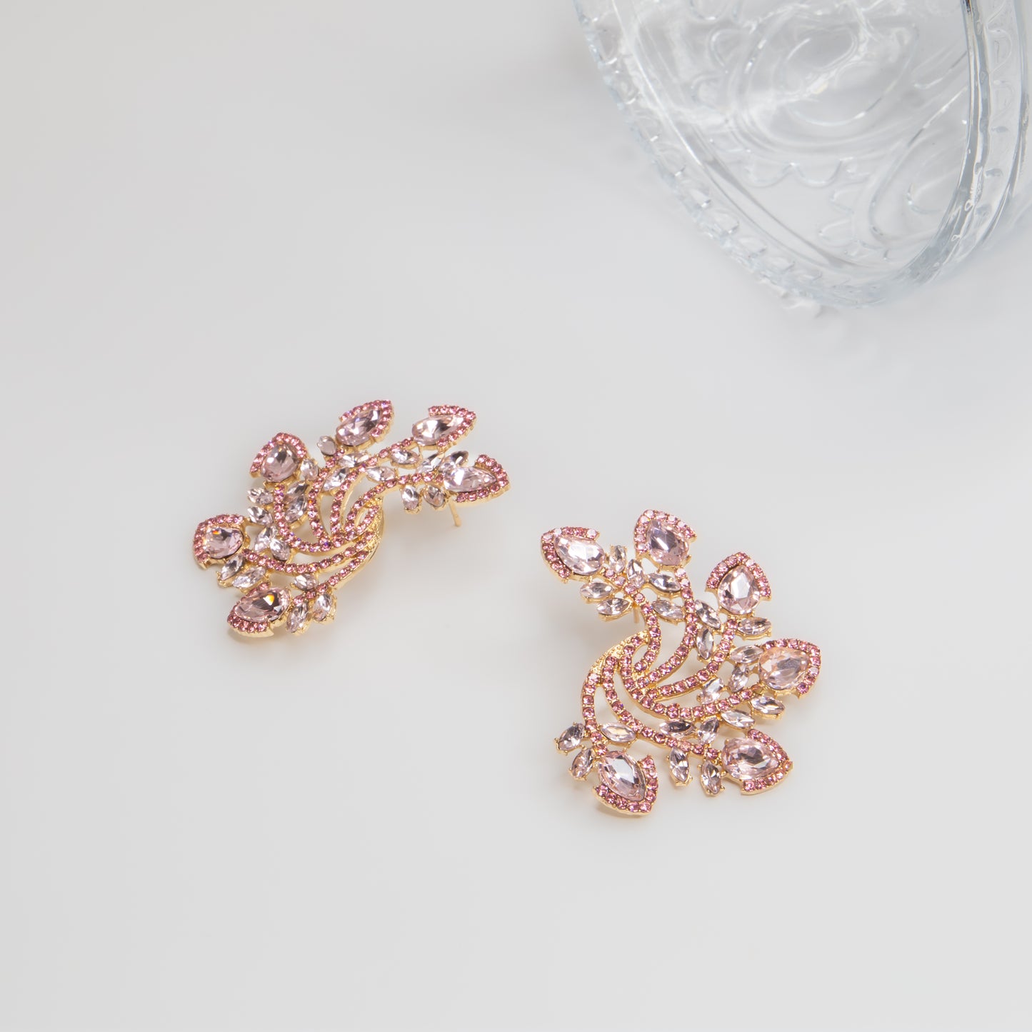 Cercei mari eleganți cu pietre rafinate, Spriala Universului - Roz