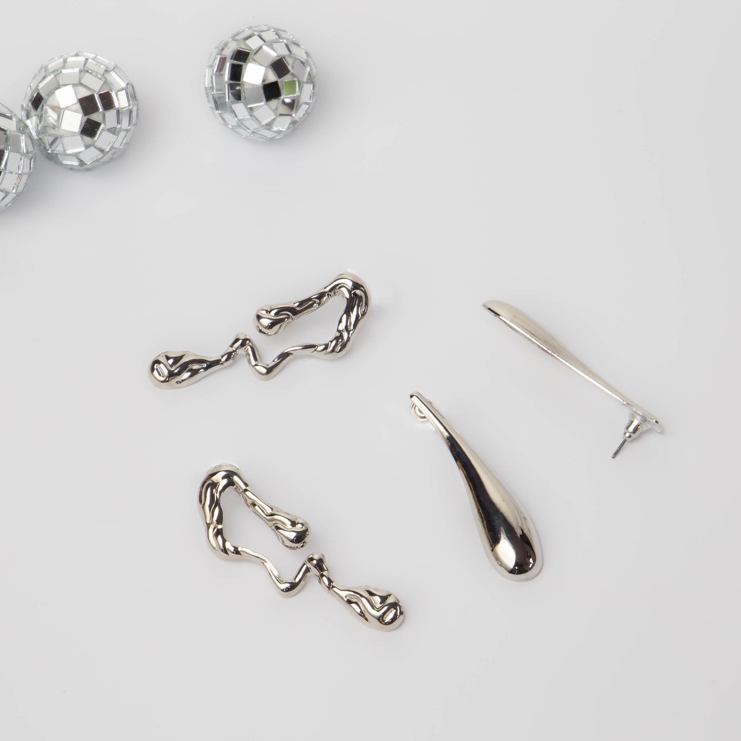 Cercei metalici liquid chic, set 2 - Argintiu