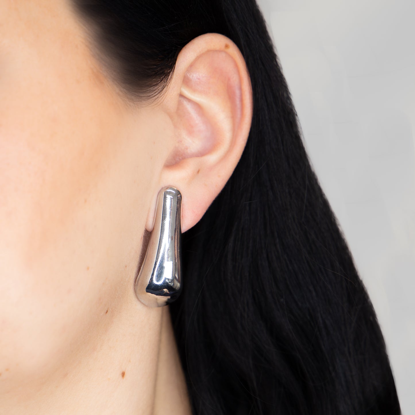 Cercei metalici Metallic Teardrop - Argintiu