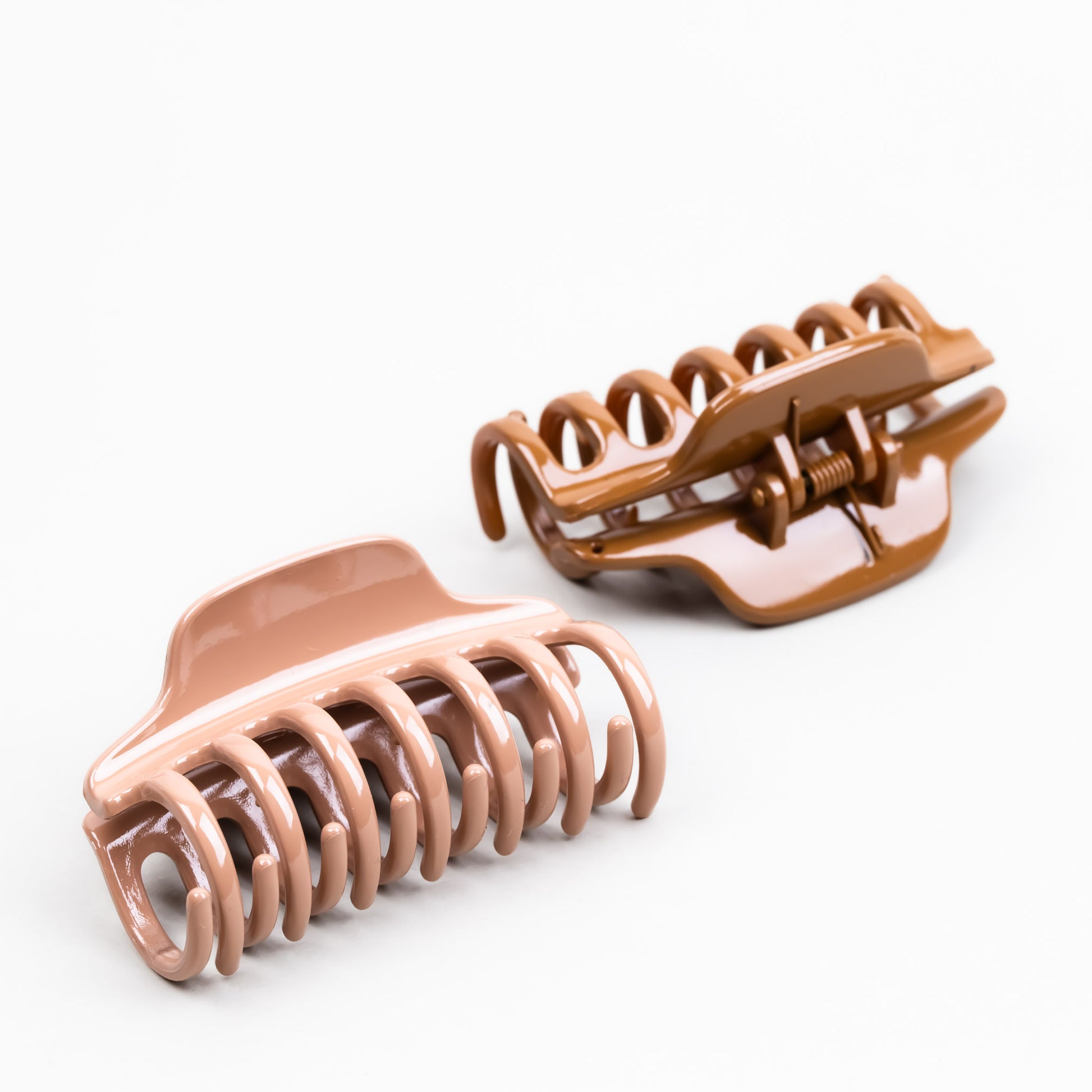 Clame de păr medii symmetry cu textură lucioasă, set 2 buc - Caramel Mix