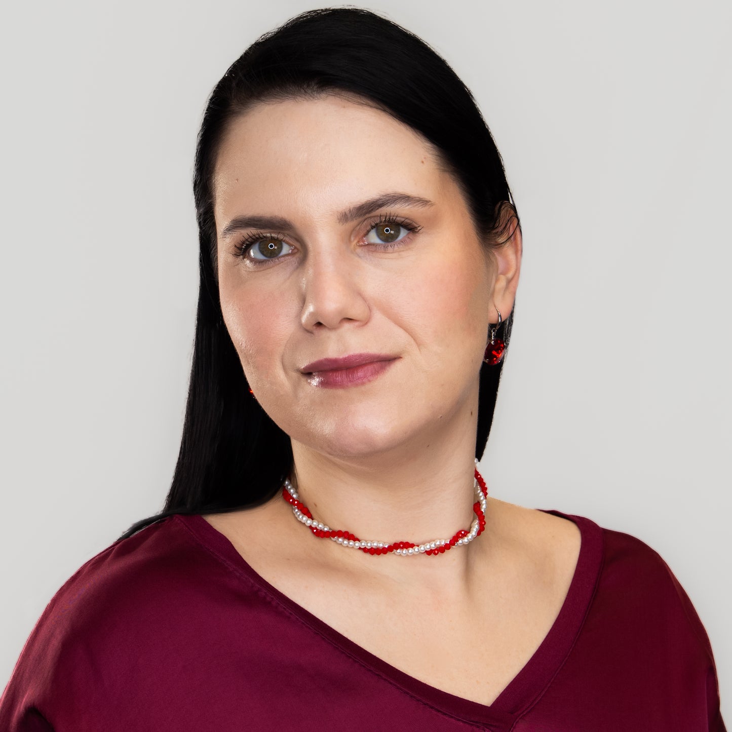 Colier dublu la baza gâtului cu perle și mărgele - Roșu