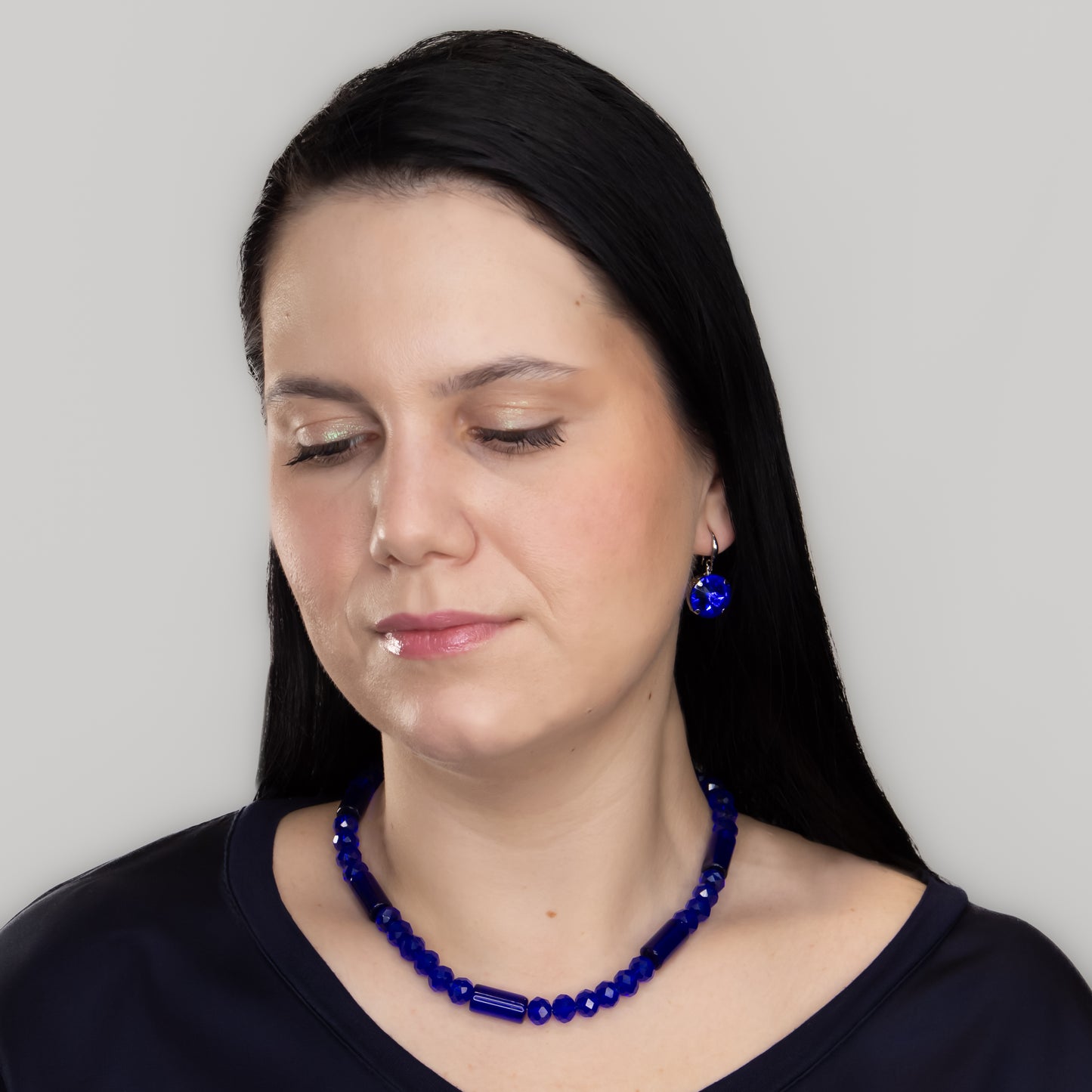Colier elegant cu mărgele - Albastru
