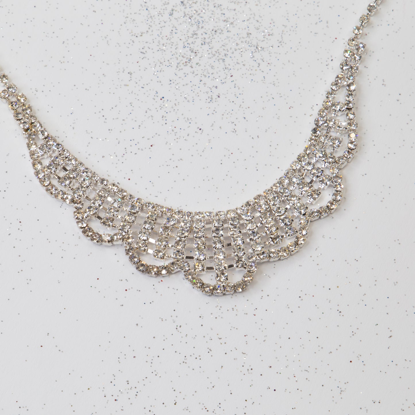 Colier elegant cu pietre briliante - Opulent Whisper