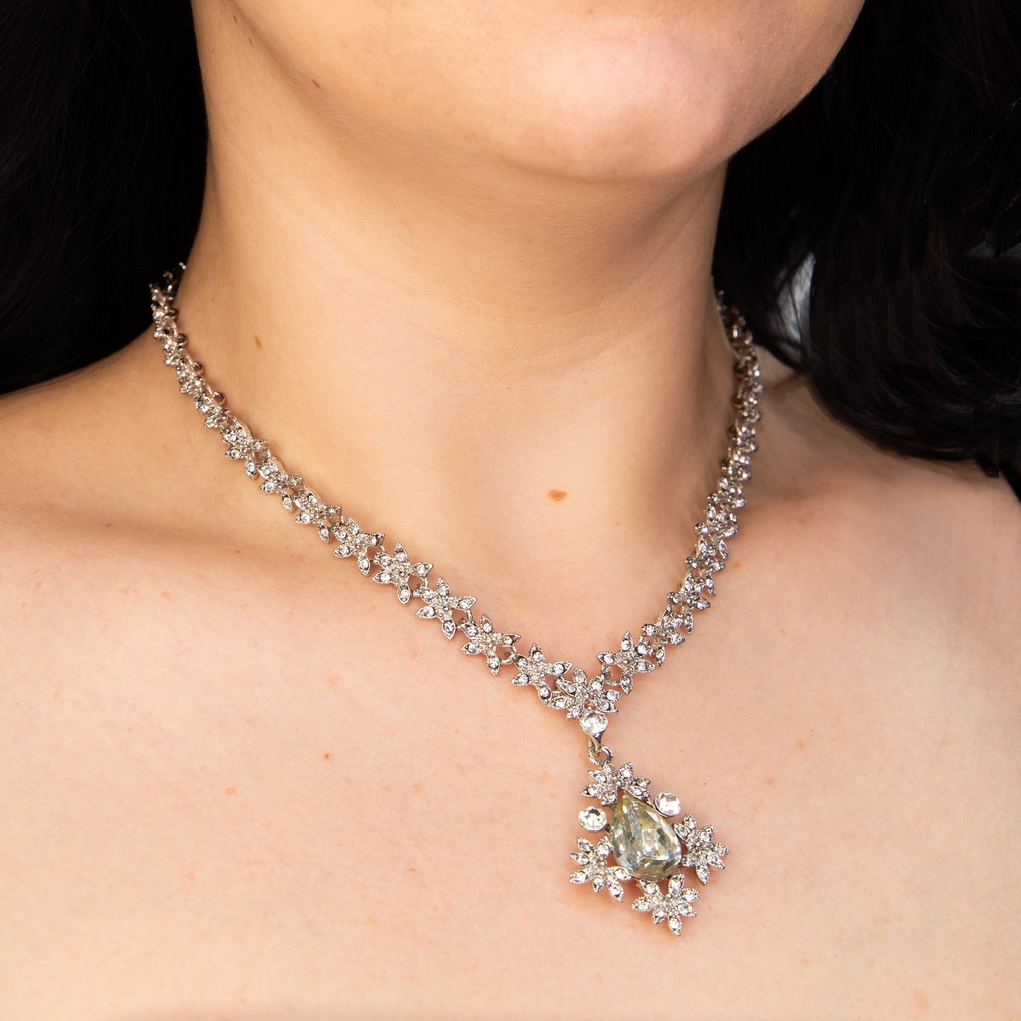 Colier elegant cu pietre briliante - Precious Aura
