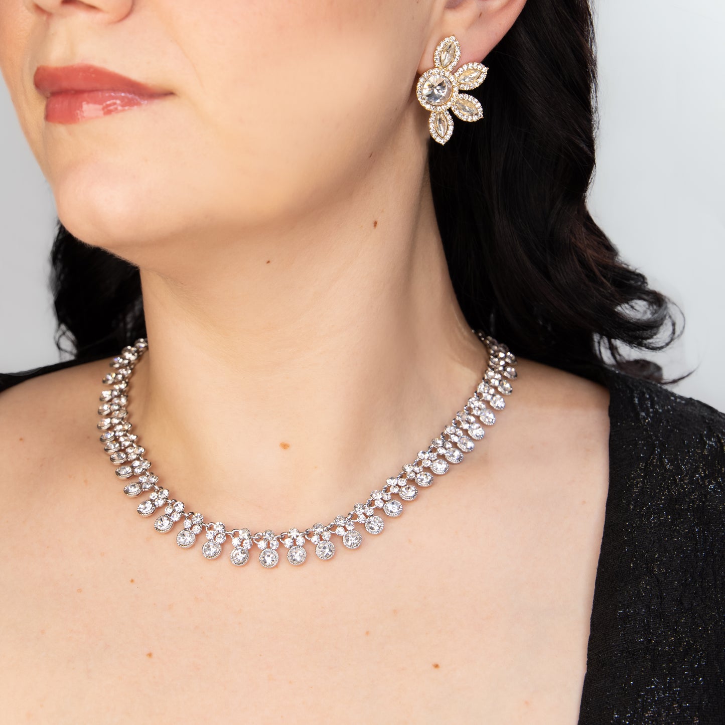Colier elegant cu pietre deosebite - Vintage Love