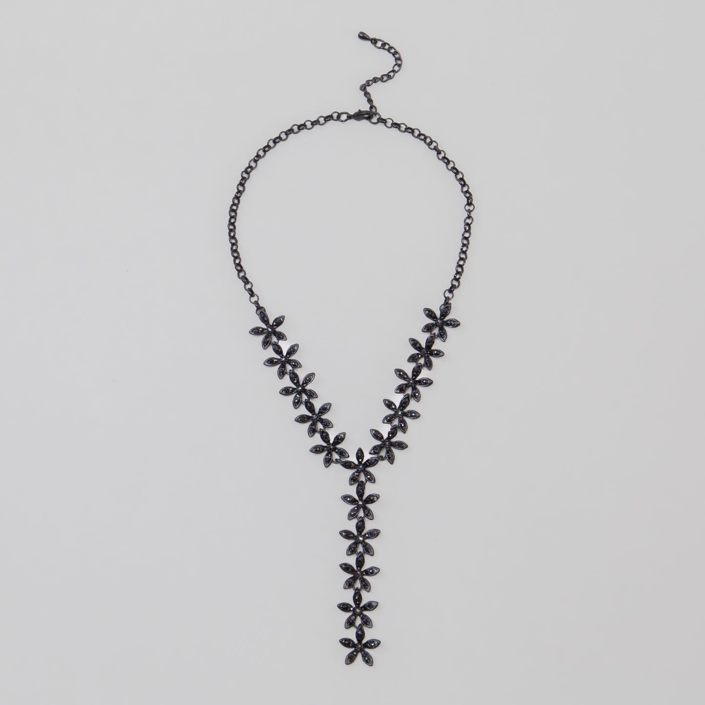 Colier elegant cu pietre negre - Shadow Petals