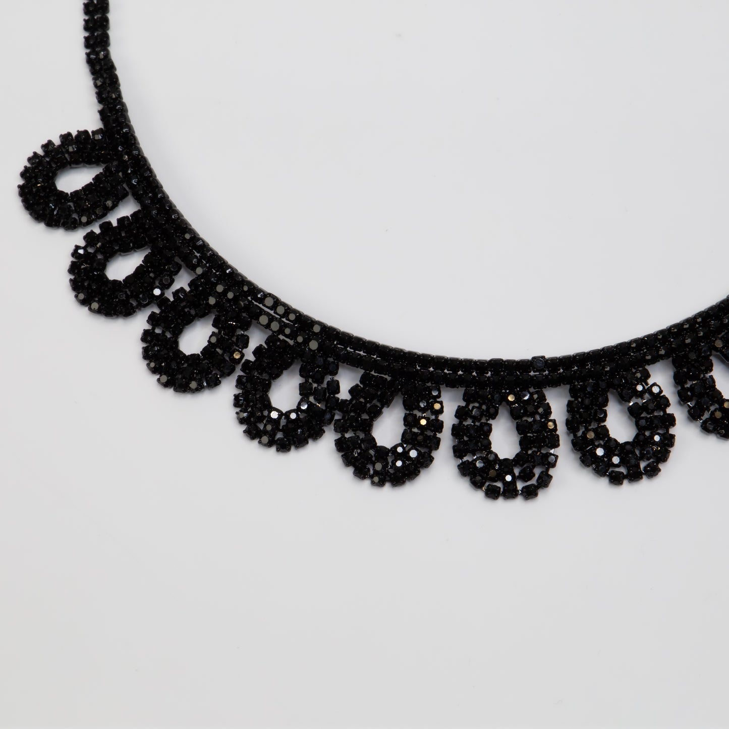 Colier elegant cu pietre negre - Touch Of Class