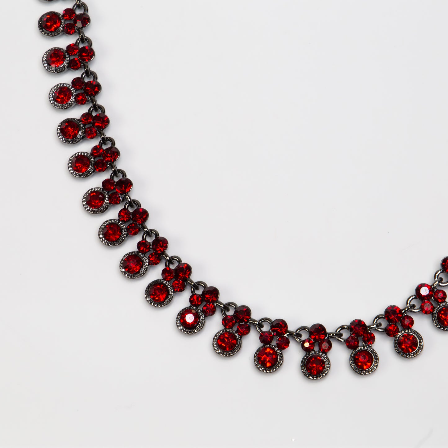 Colier elegant cu pietre roșii deosebite - Vintage Wine