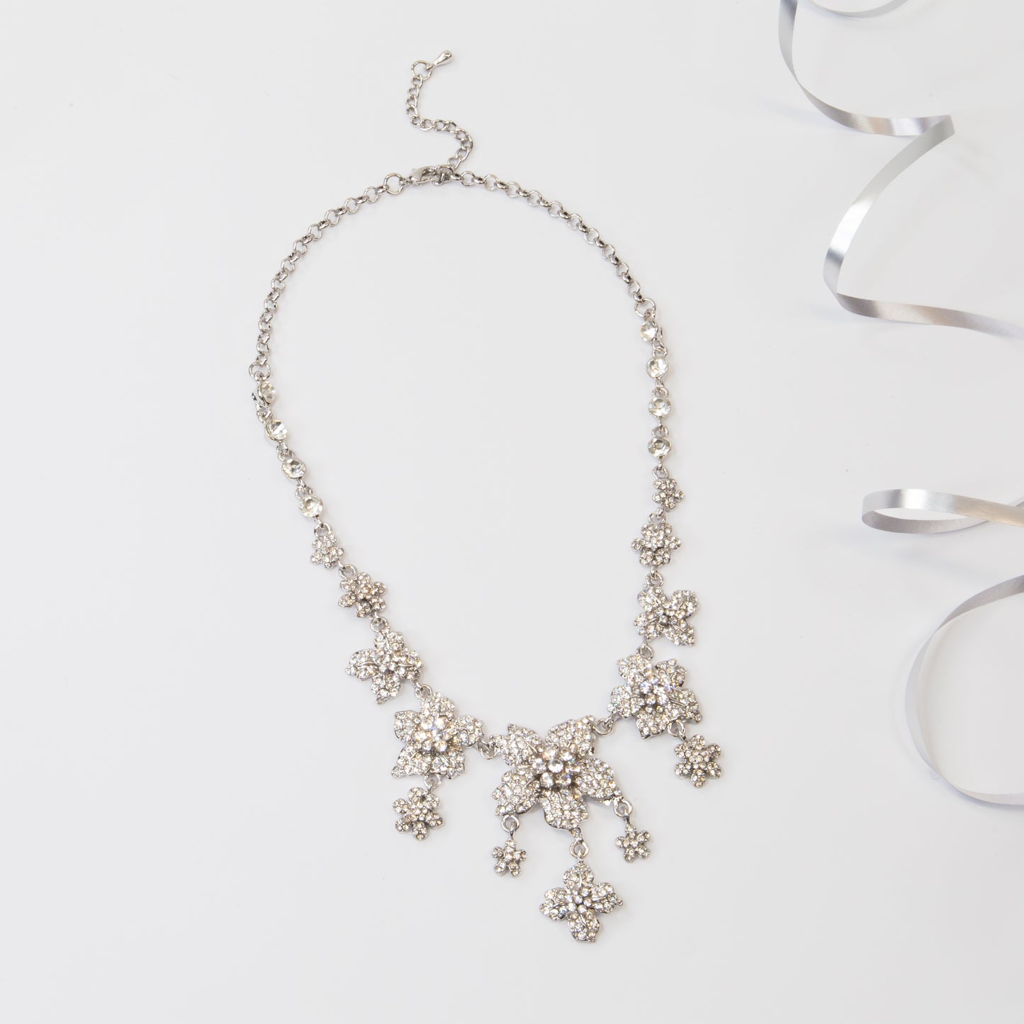 Colier elegant cu pietre strălucitoare - Silver Blossom