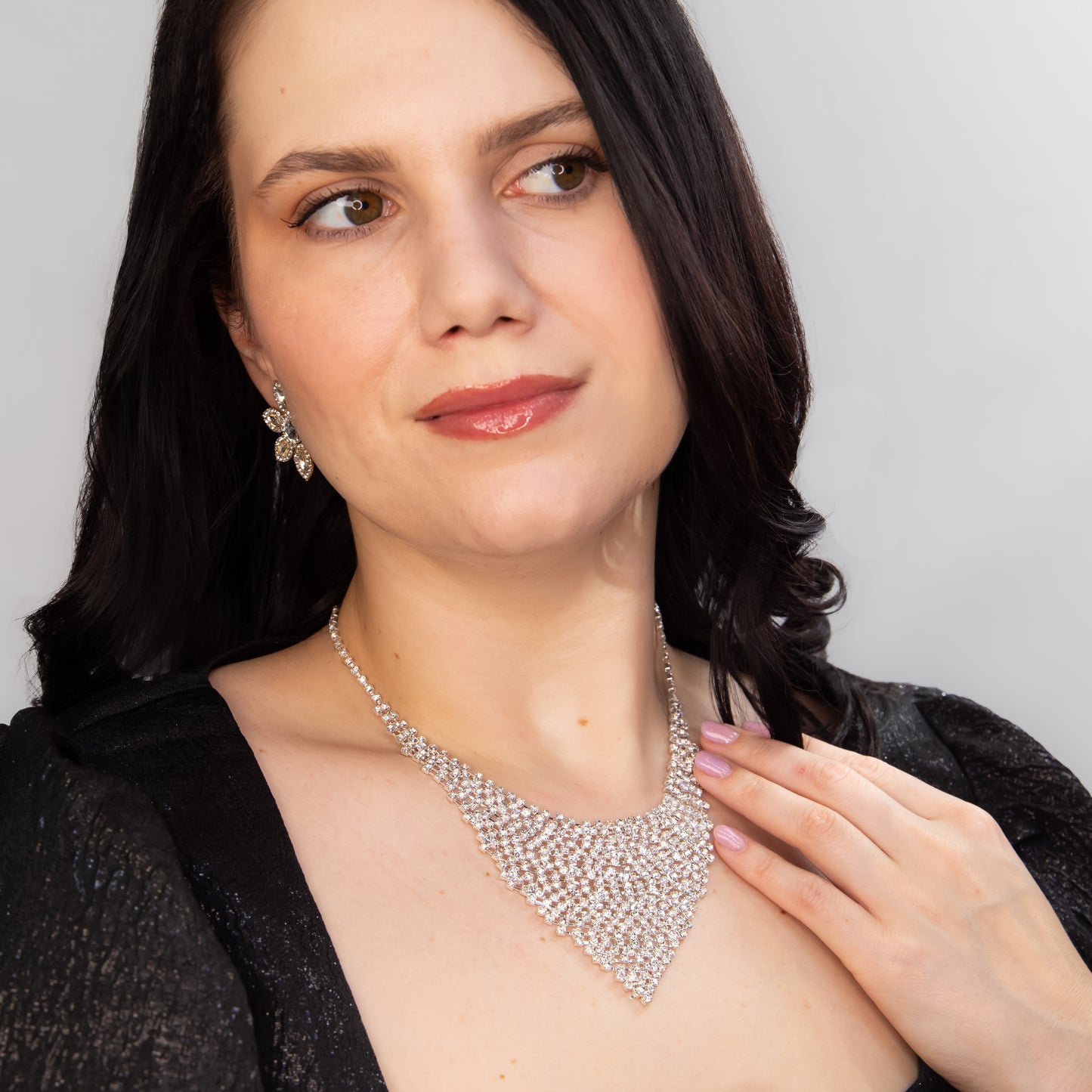 Colier elegant cu pietre strălucitoare - Suflet Delicat