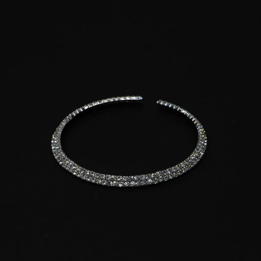 Colier elegant la baza gâtului cu pietre strălucitoare, flexibil, fără închizătoare