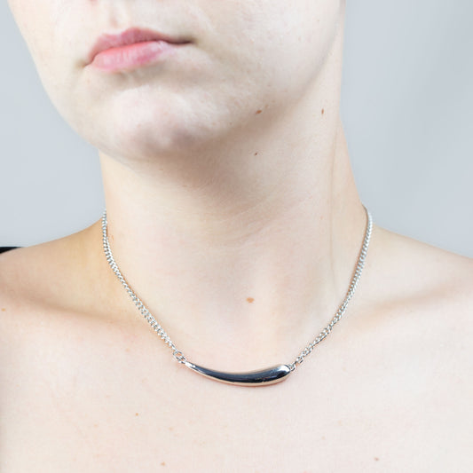 Colier la baza gâtului cu pandativ liquid metal - Argintiu