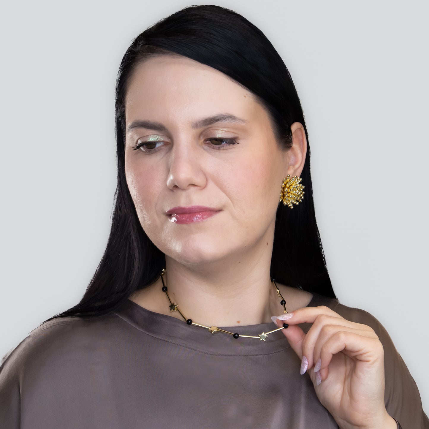 Colier subtil cu steluțe și perle negre, Lunar Spark - Auriu