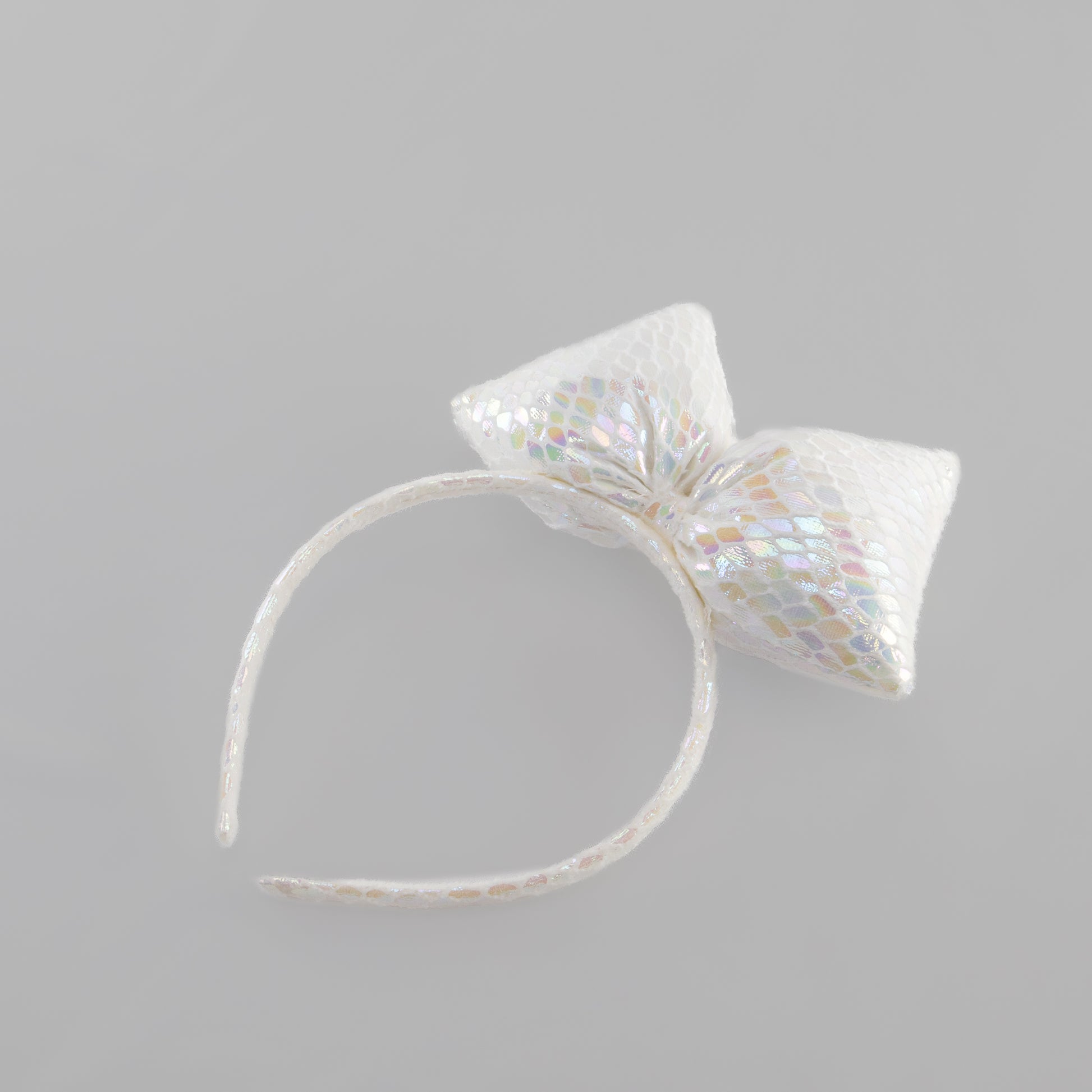 Cordeluță party cu fundă mare Meramaid Party - Alb