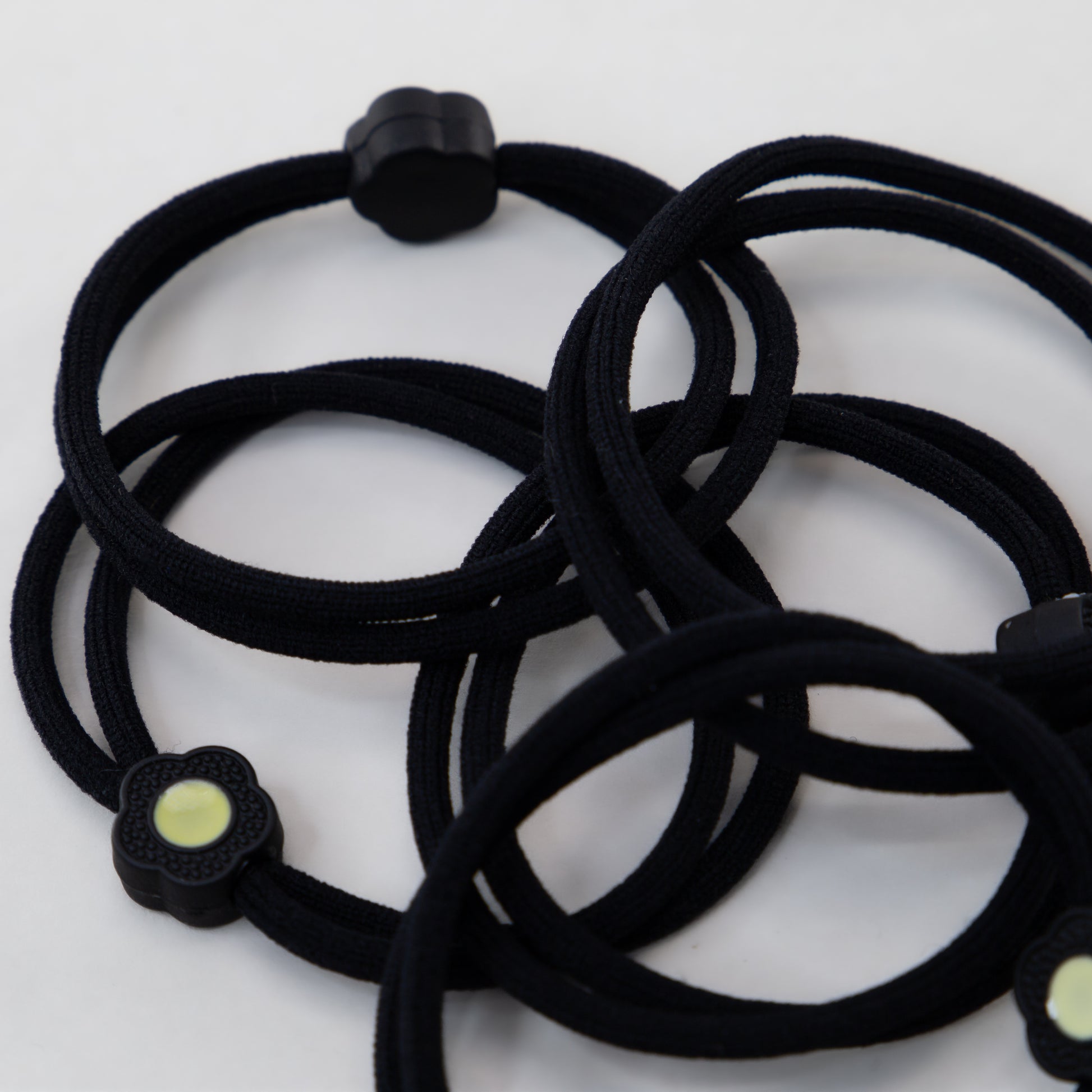 Elastice de păr cu două straturi și floare mică, grosime 0,5 cm, set 5 buc - Negru