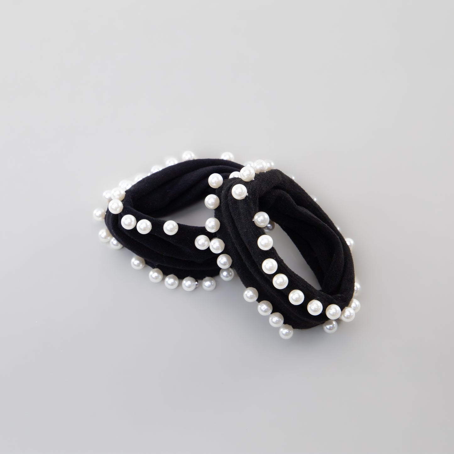 Elastice de păr cu perle mici, grosime 1,5 cm, set 2 buc - Negru