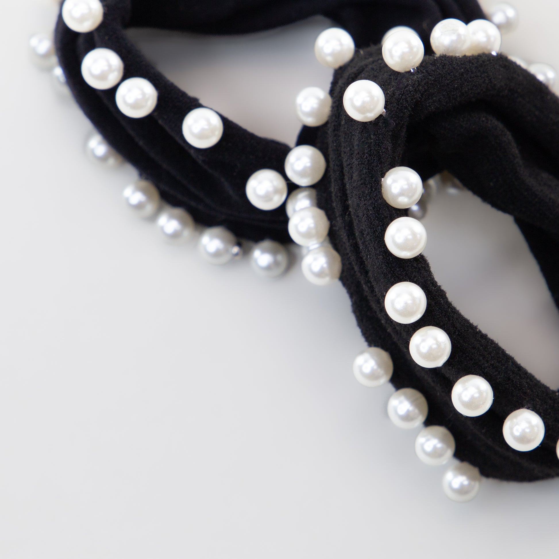 Elastice de păr cu perle mici, grosime 1,5 cm, set 2 buc - Negru