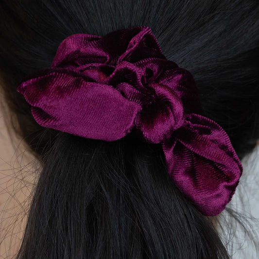 Elastice de păr tip scrunchie cu textură fină de catifea și fundiță, grosime 2,5 cm, set 3 buc - Teatru Mix